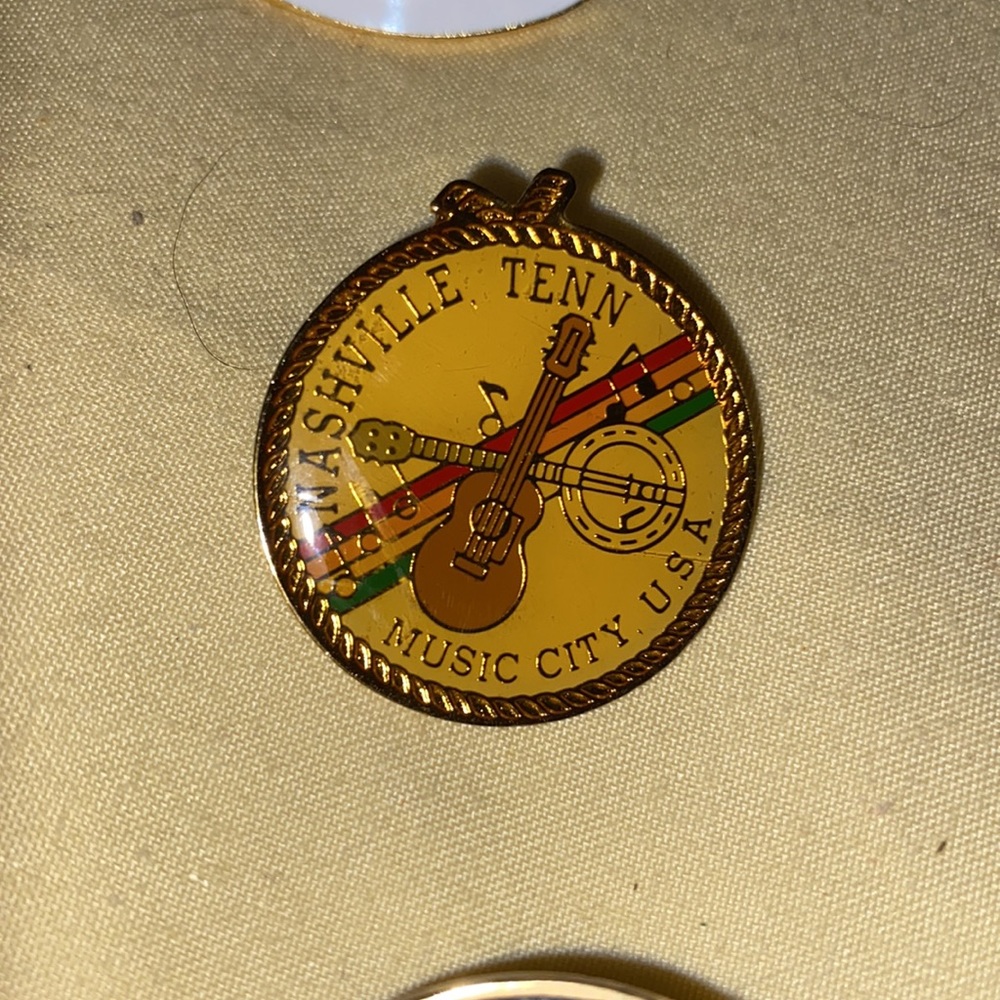 Vintage Collector Pins-NASCAR,Nashville,Olympics,Carnival Cruise,Others- - Picture 13 of 14